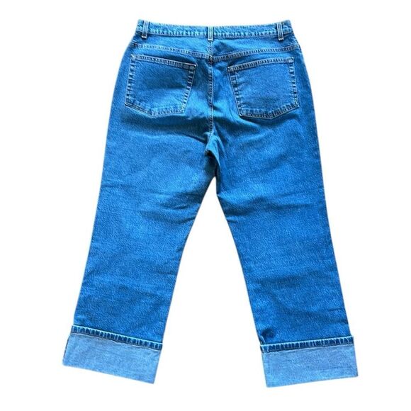 Izod Capri Jeans - Picture 2 of 5